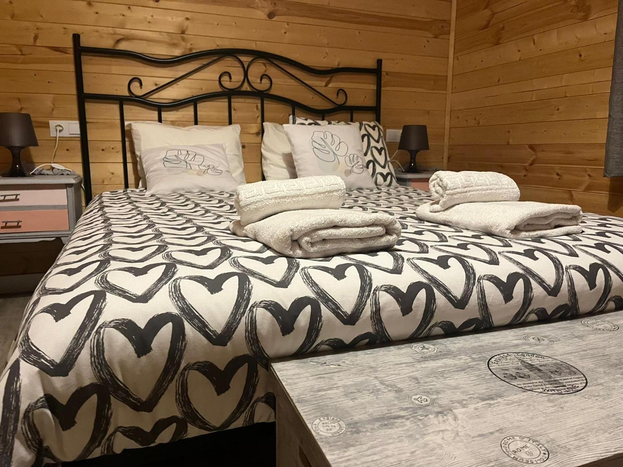 Las Cabanas De Tino Cimanes del Tejar Екстериор снимка